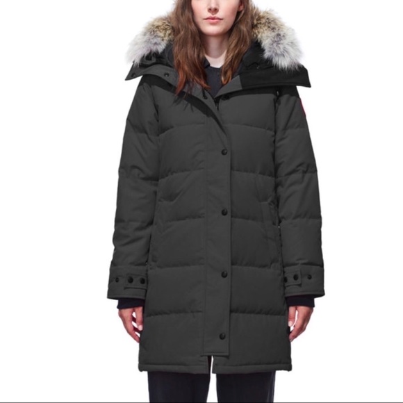 Canada Goose Jackets & Blazers - NWT Canada Goose Shelburne Parka